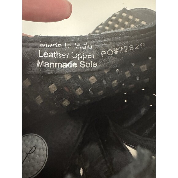 Journee Collection Booties Peep Toe Black Woven Peep Toe Block Heel Office 8.5 - Picture 4 of 8